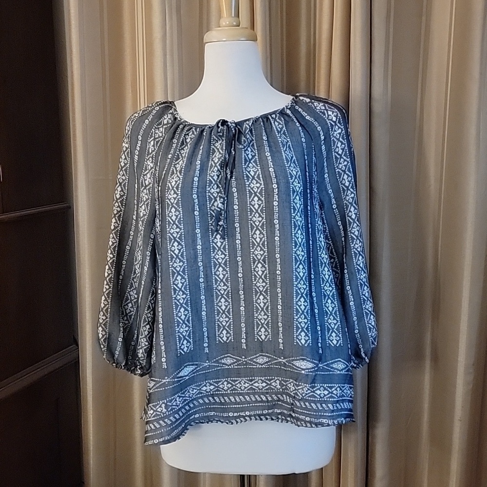 Fred David Grey and White Peasent Blouse Size Small